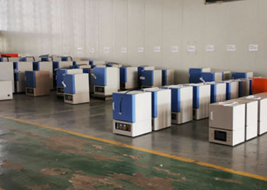 four 1400 électrique de laboratoire d'expérience de boîte de ℃