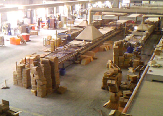 Écran tactile PLC entièrement automatisé 12 zones four électrique de recuit industriel pour le traitement du verre de précision