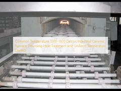 Four industriel en céramique pour des températures courantes de 1000 à 1800 degrés Celsius, assurant le traitement thermique et un contrôle uniforme de la température.